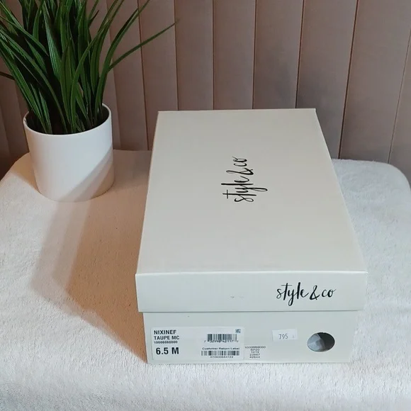 NIB Style & Co Nixine Flats 6.5 - Picture 2 of 9